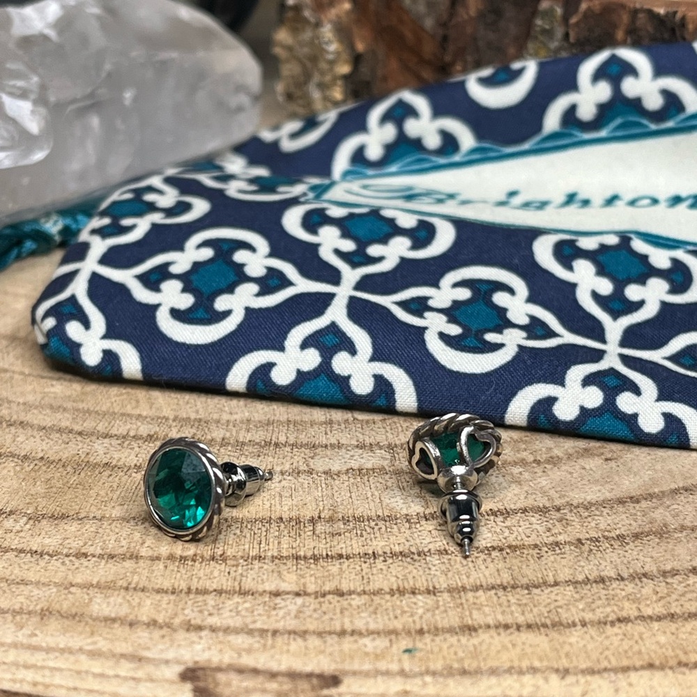 Brighton Emerald Green Stud Circle Earrings - Picture 4 of 5